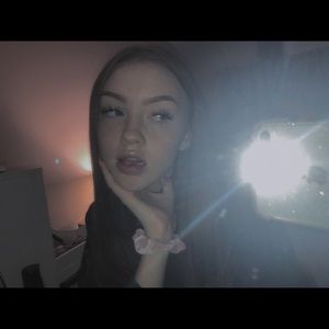 Meet your Posher, Natalie